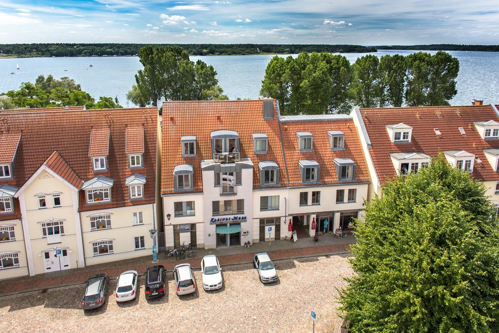 Hotel Kleines Meer Waren  Buitenkant foto